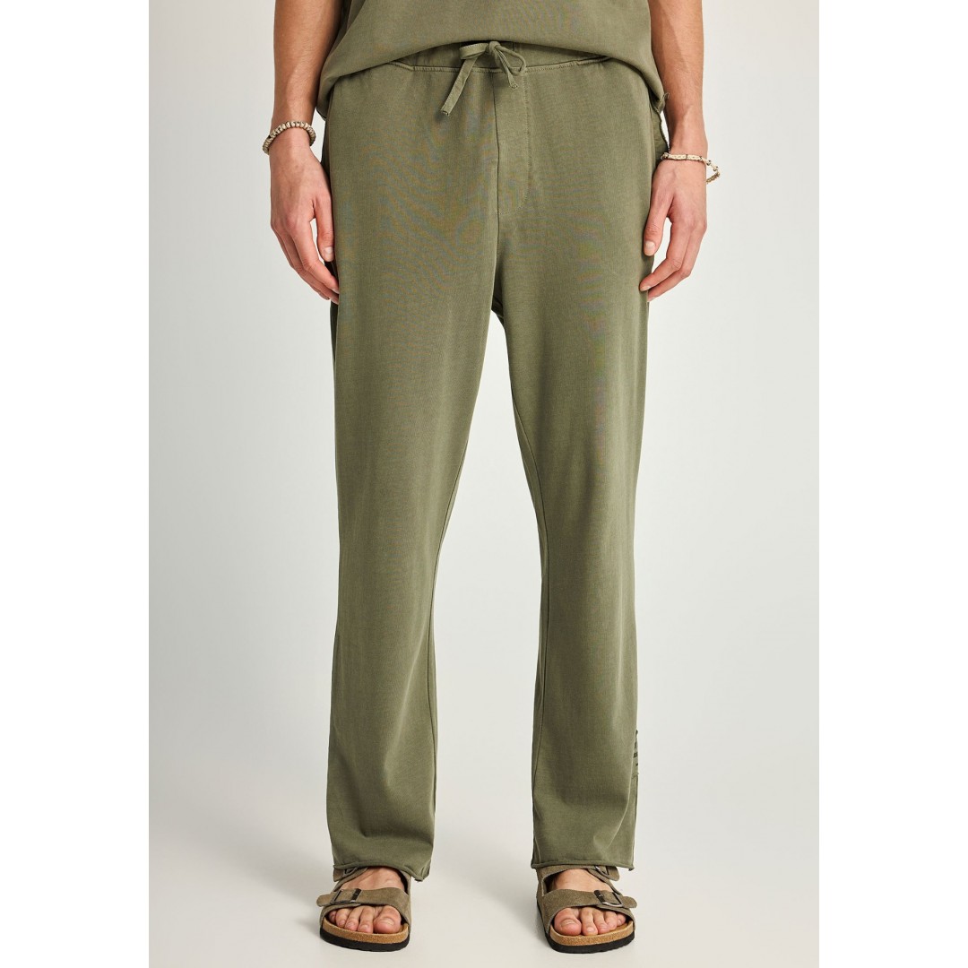 FUNKY BUDDHA  FBM013-051-02-DEEP FOREST Pine