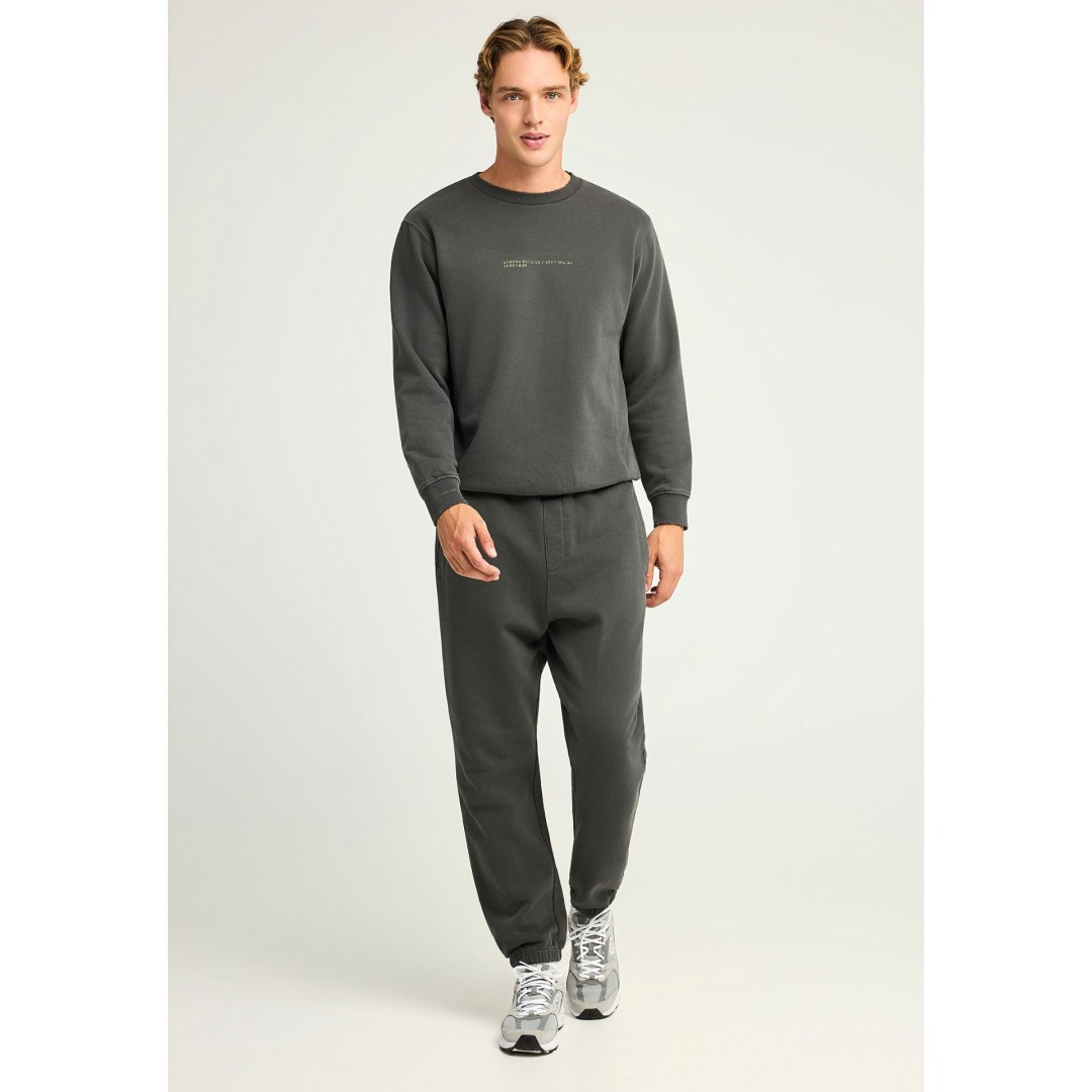 FUNKY BUDDHA FBM012-066-06-FOREST NIGHT Pine