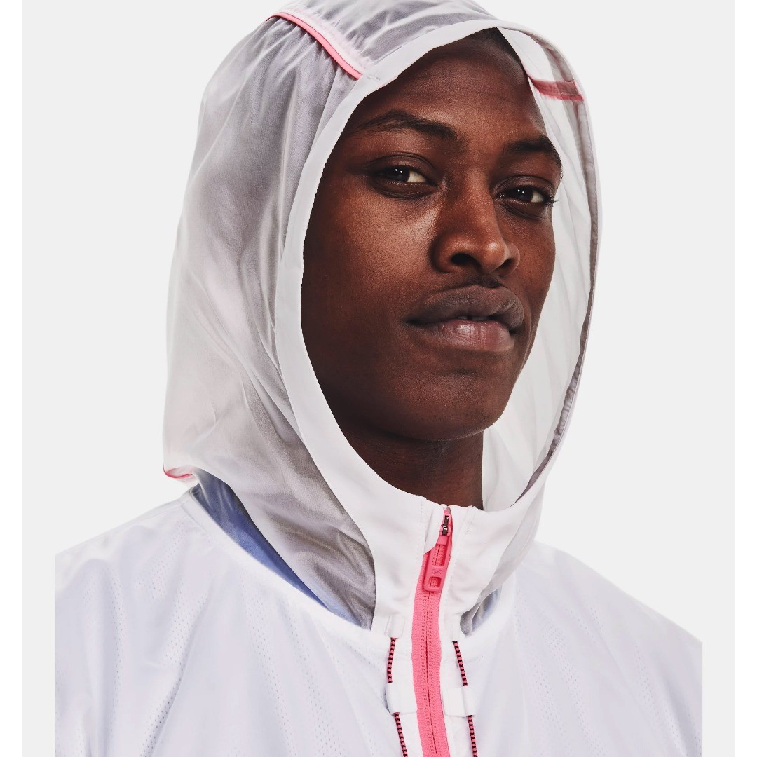 UNDER ARMOUR RUN ANYWHERE JACKET 1374229-100 White