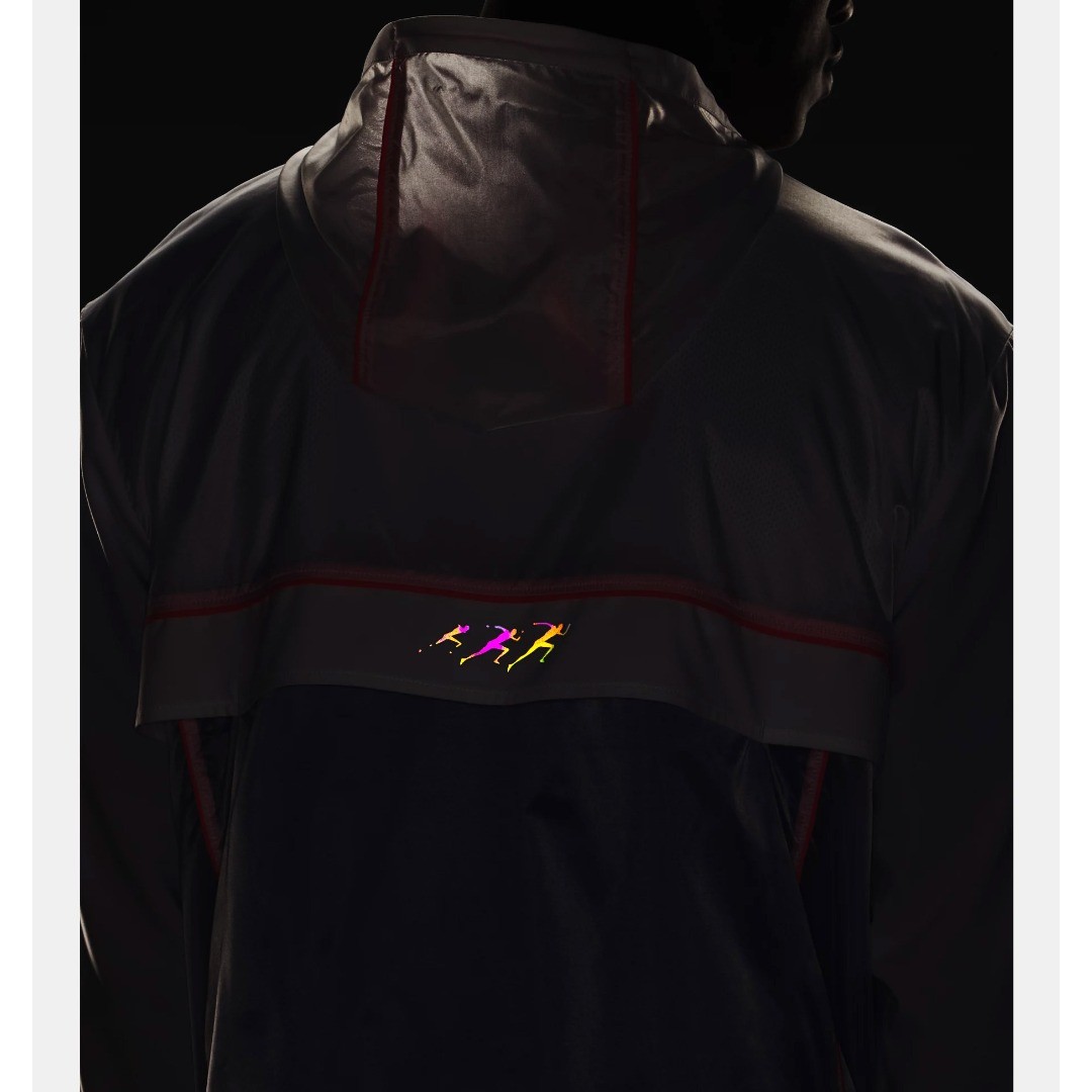 UNDER ARMOUR RUN ANYWHERE JACKET 1374229-100 White
