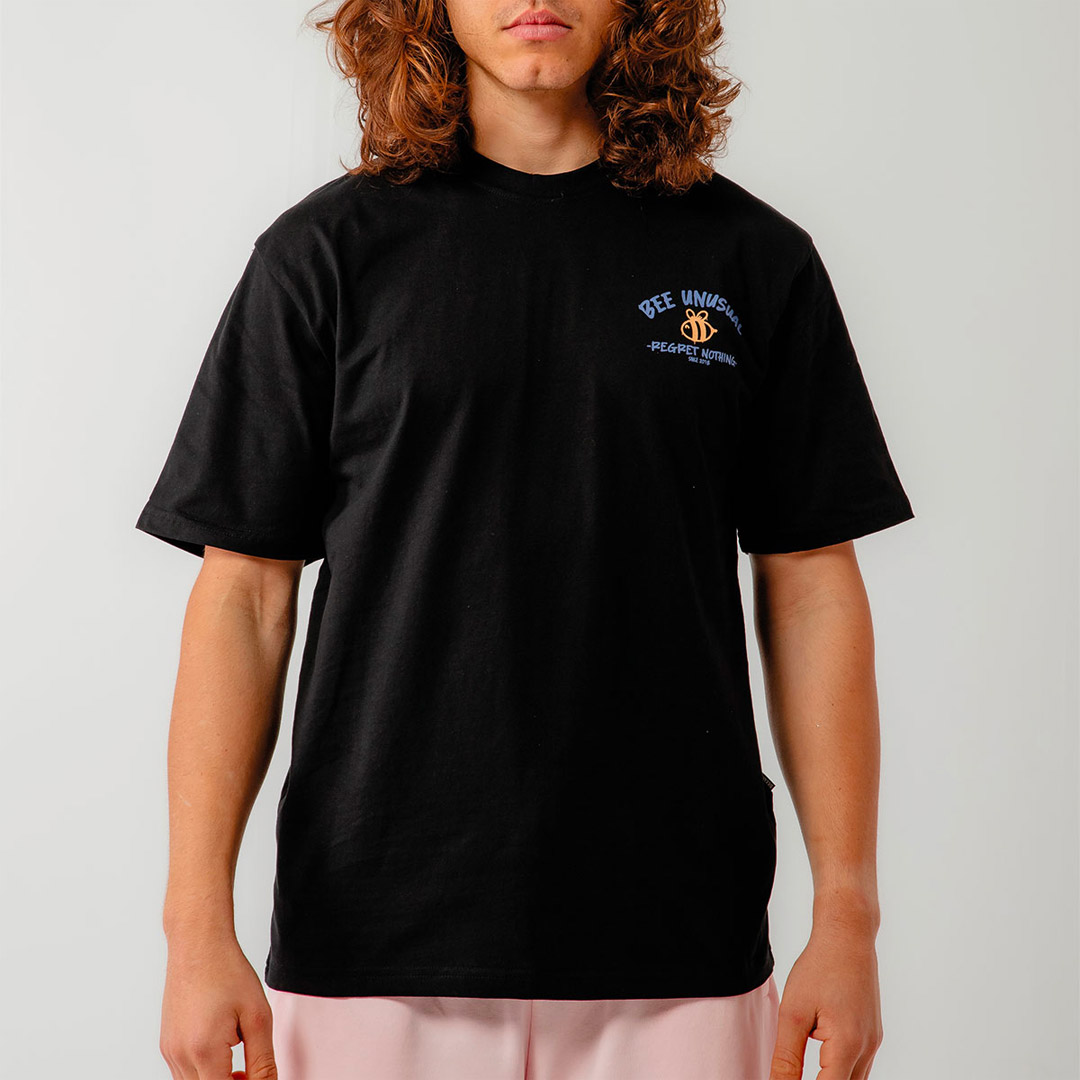 BEE UNUSUAL REGRET NOTHING RELAXED T-SHIRT AT-251338-BLACK Black
