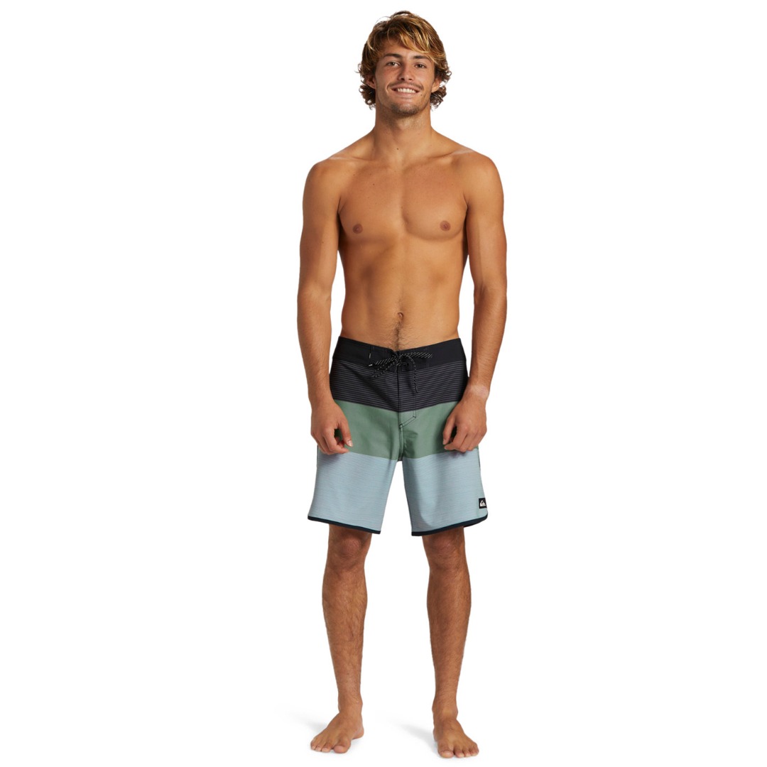 QUIKSILVER SURFSILK TIJUANA 18 AQYBS03632-KVJ6 Colorful