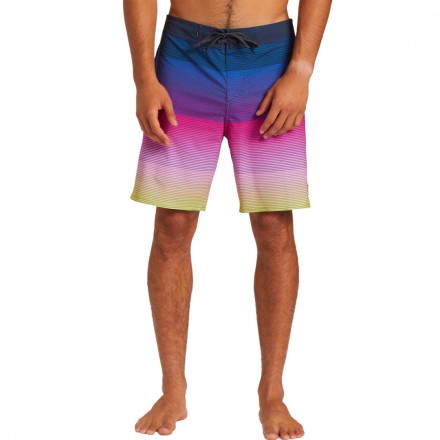 QUIKSILVER SURFSILK MASSIVE 18 AQYBS03651-KTP6 Colorful