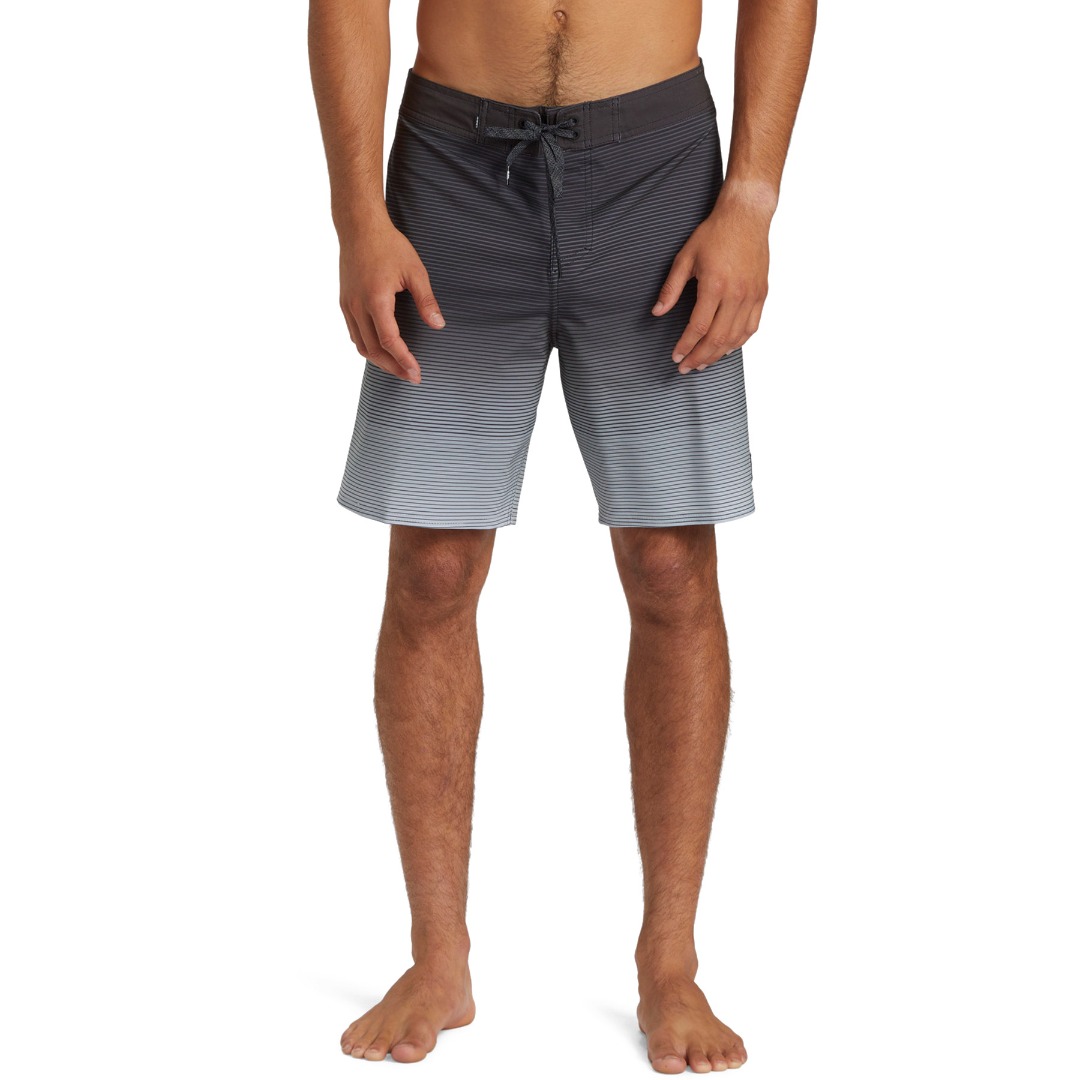 QUIKSILVER SURFSILK MASSIVE 18 AQYBS03651-KVJ6 Μαύρο
