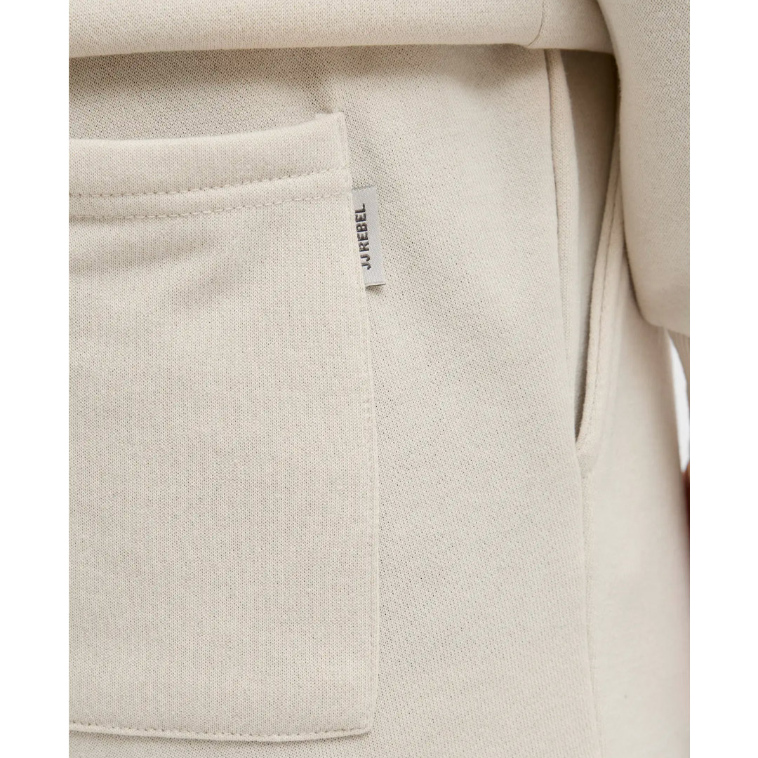JJ REBEL GORM REG QUEST CARGO SWEAT SHORTS 12271173-MOONBEAM Εκρού