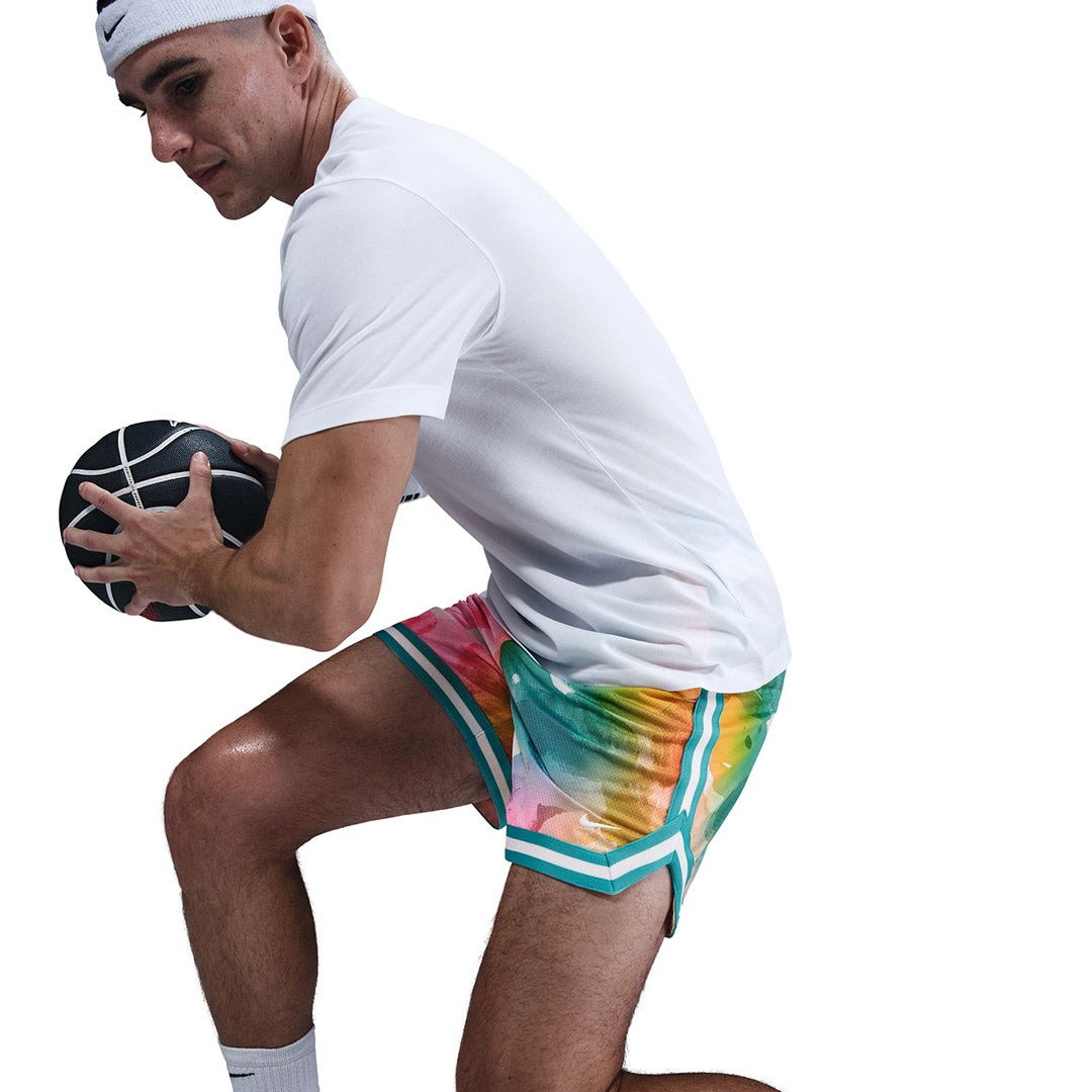 NIKE M NK DF DNA 6IN SHORT NAOS HJ3879-345 MULTI