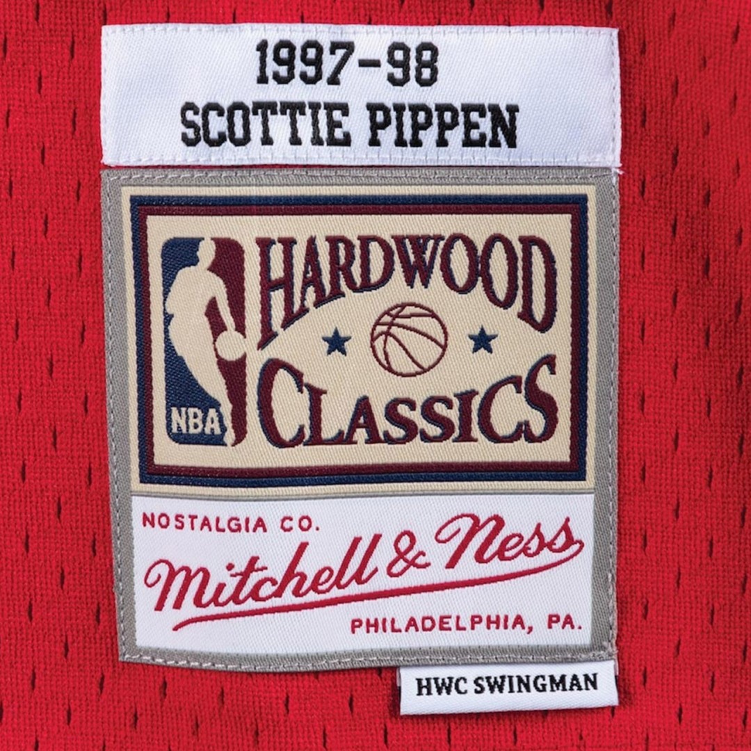 MITCHELL & NESS NBA SWINGMAN ROAD JERSEY BULLS 1997 SCOTTIE PIPPEN SMJYGS18153-CBUSCAR97SPI-UNIVERSITY RED Κόκκινο