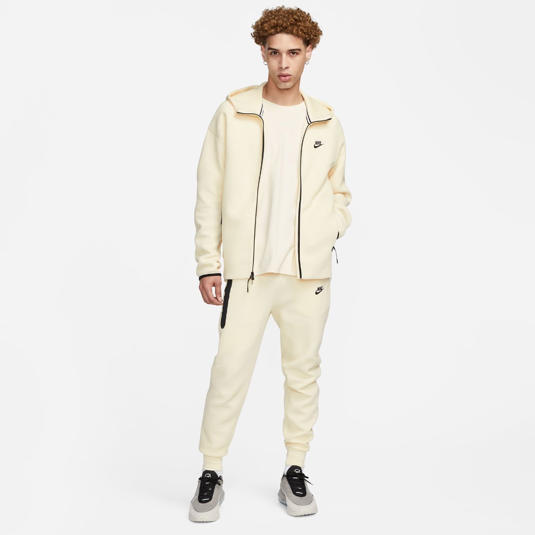 NIKE M NK TCH FLC FZ WR HOODIE FB7921-113 Ecru