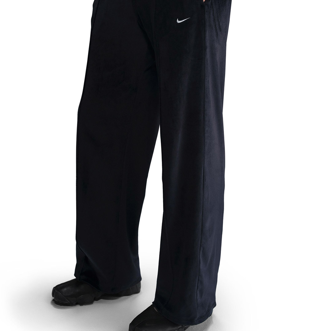 NIKE SPORTSWEAR CHILL KNIT HJ0922-010 Black