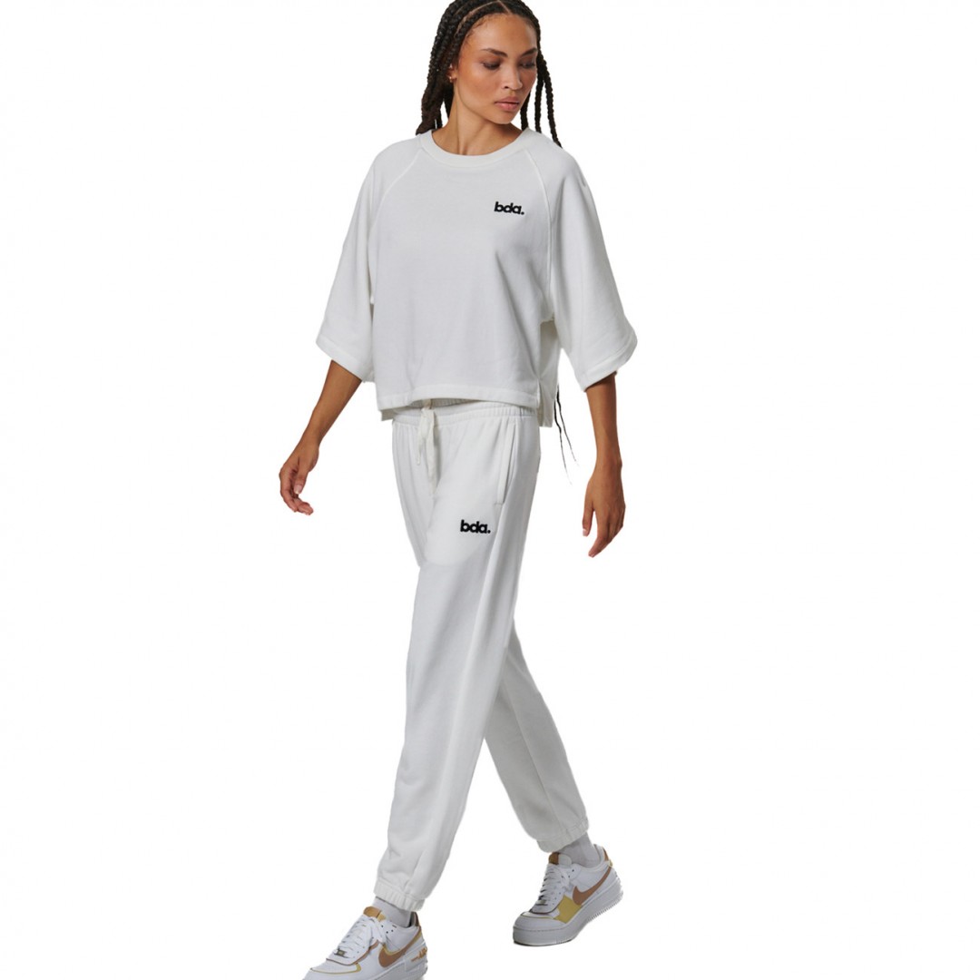 BODY ACTION 021536-01-05A White