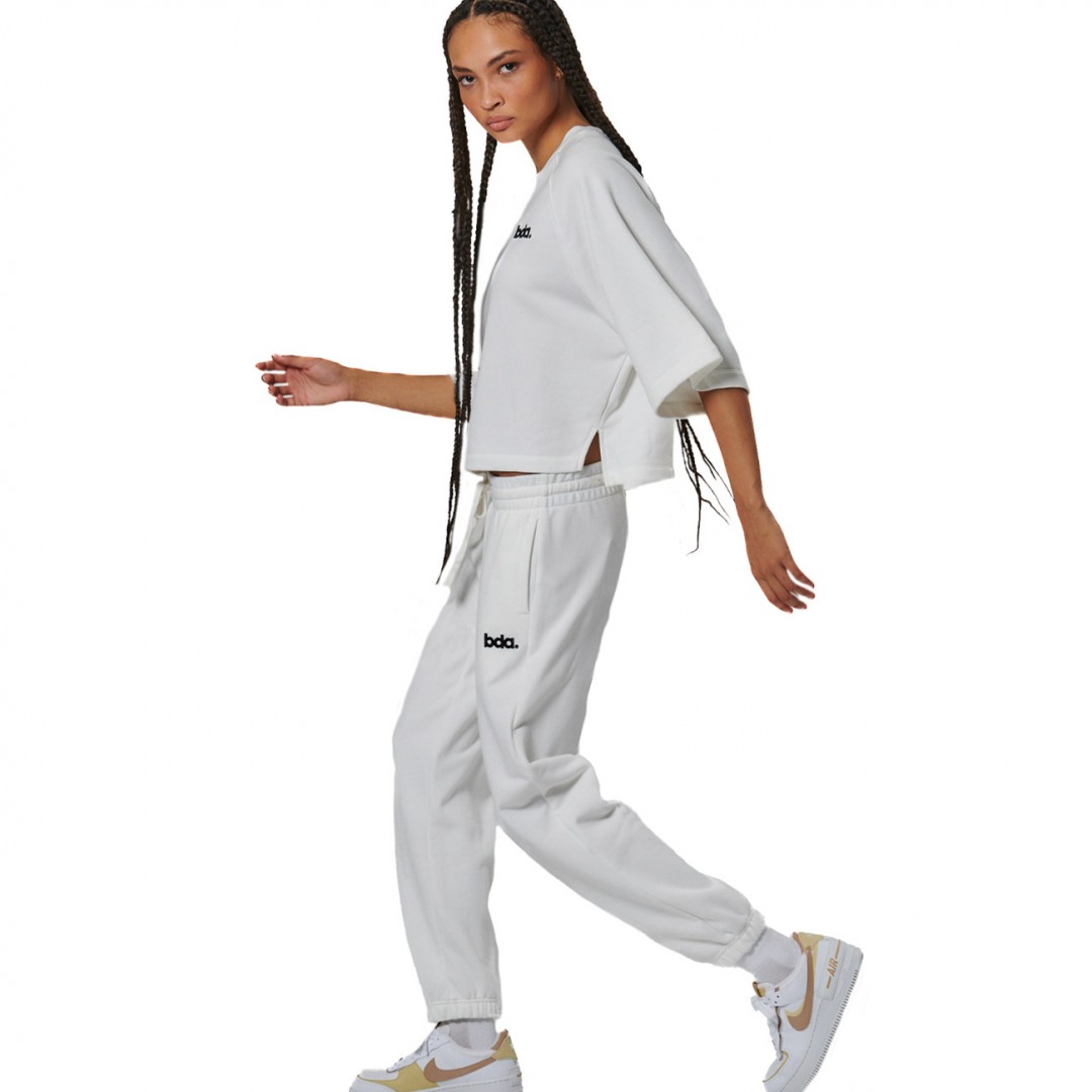 BODY ACTION 021536-01-05A White