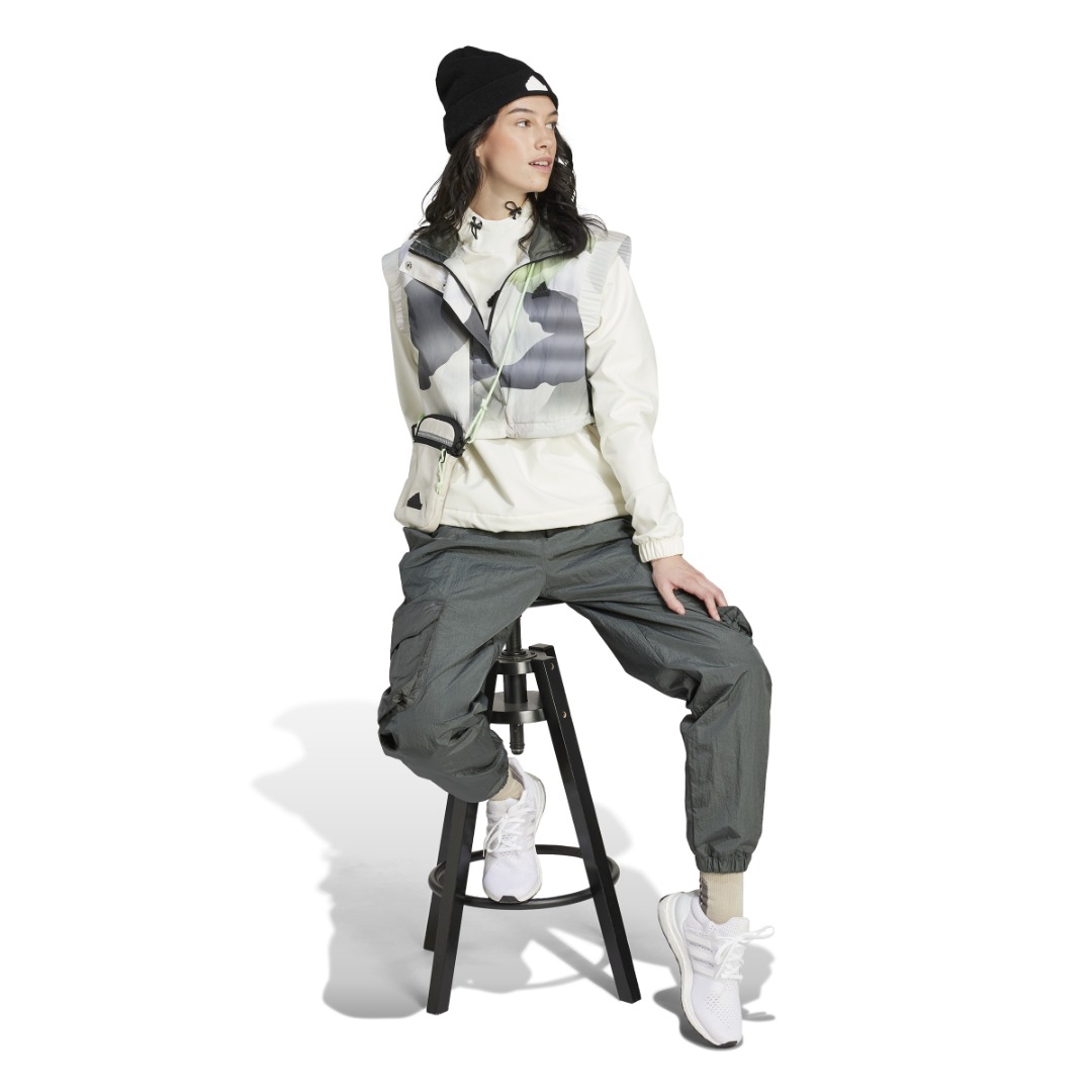adidas sportswear W C ESC AOP VST IX3838 Παραλλαγή