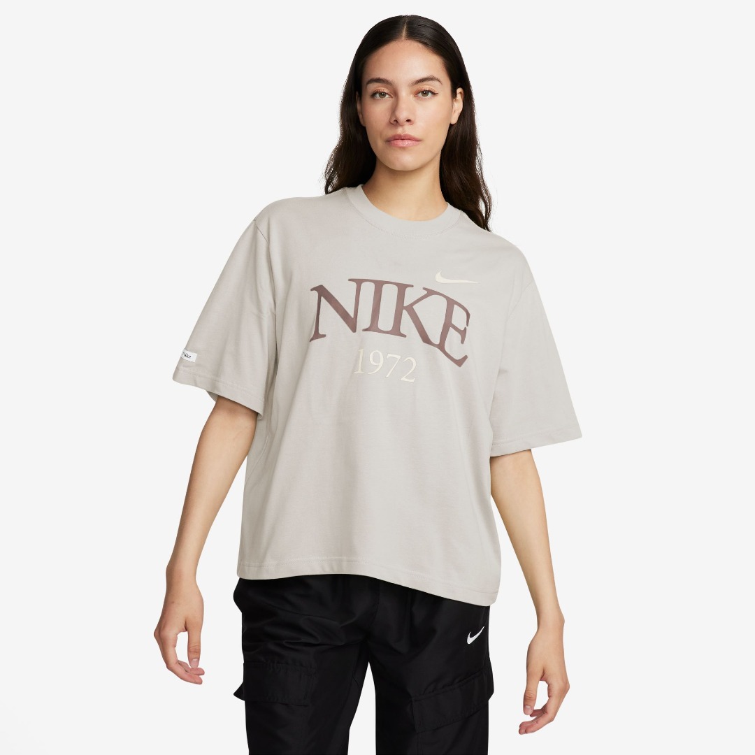 NIKE W NSW TEE CLASSICS BOXY FQ6600-104 Ecru