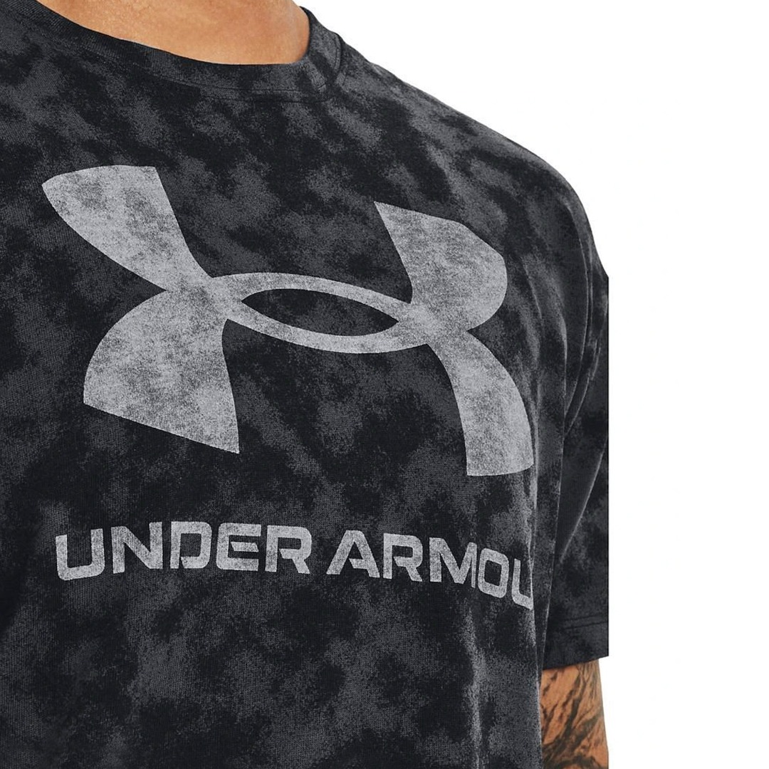 UNDER ARMOUR UA LOGO AOP HEAVYWEIGHT SS 1376742-001 Μαύρο