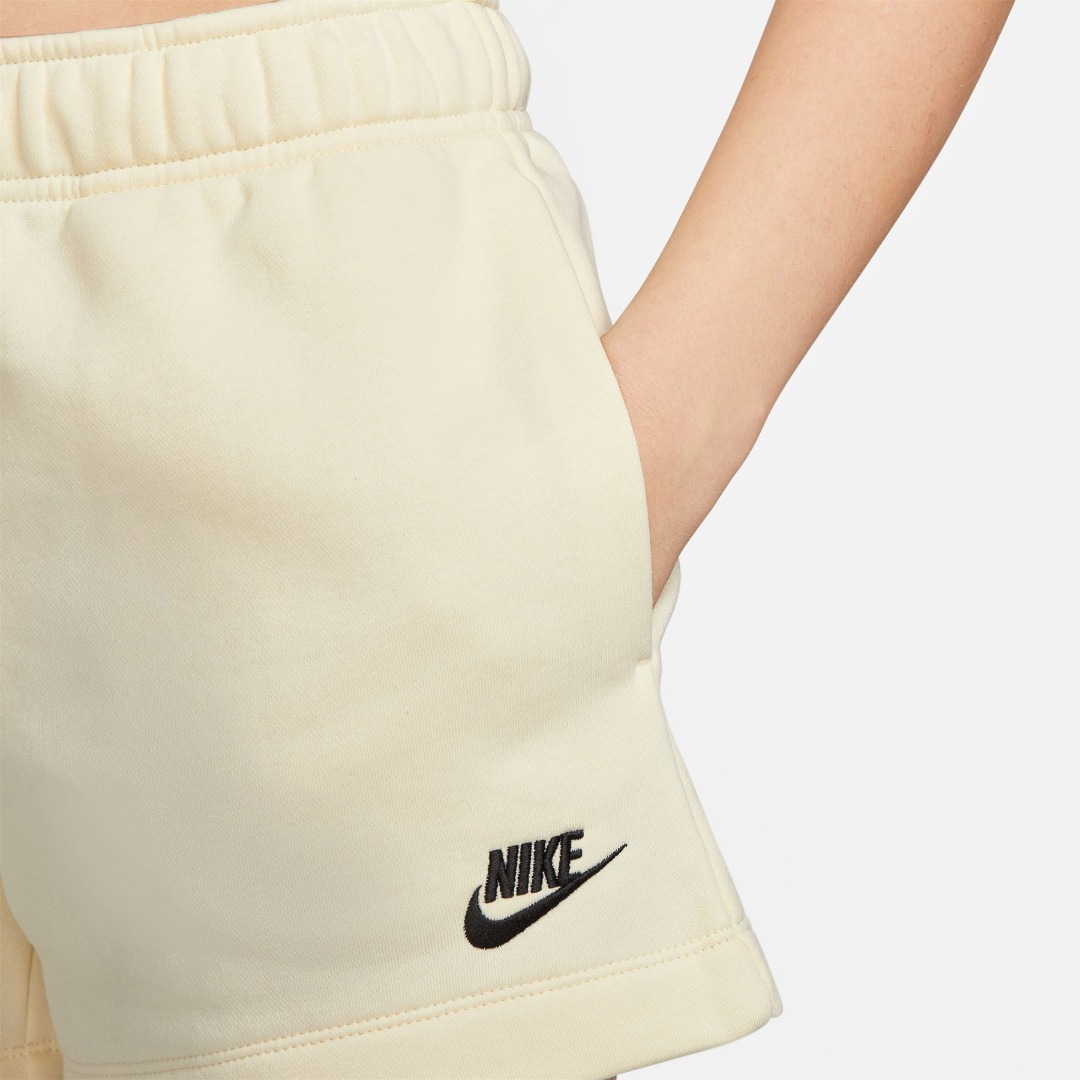 NIKE W NSW CLUB FLC MR SHORT DQ5802-113 Εκρού