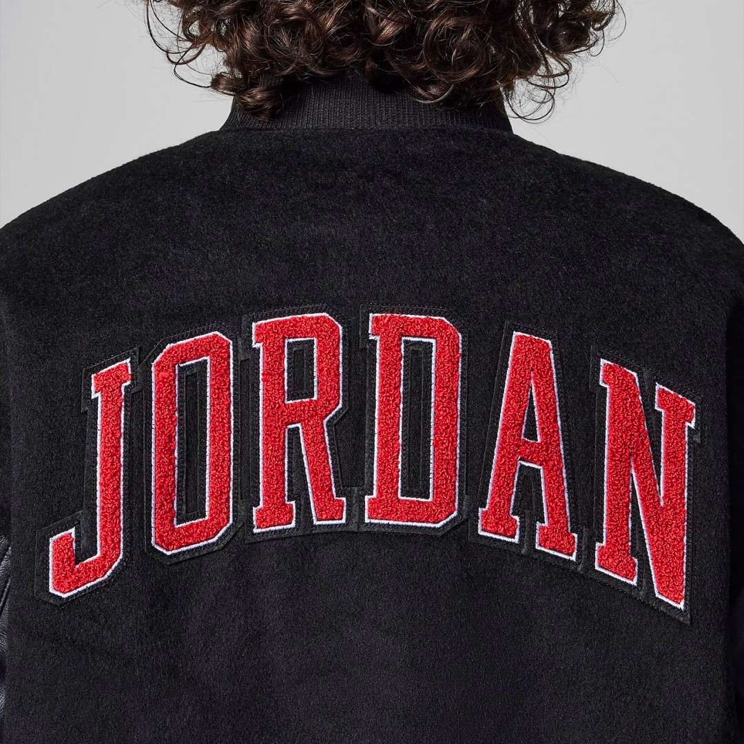 JORDAN JDN VARSITY 95D197-023 Μαύρο