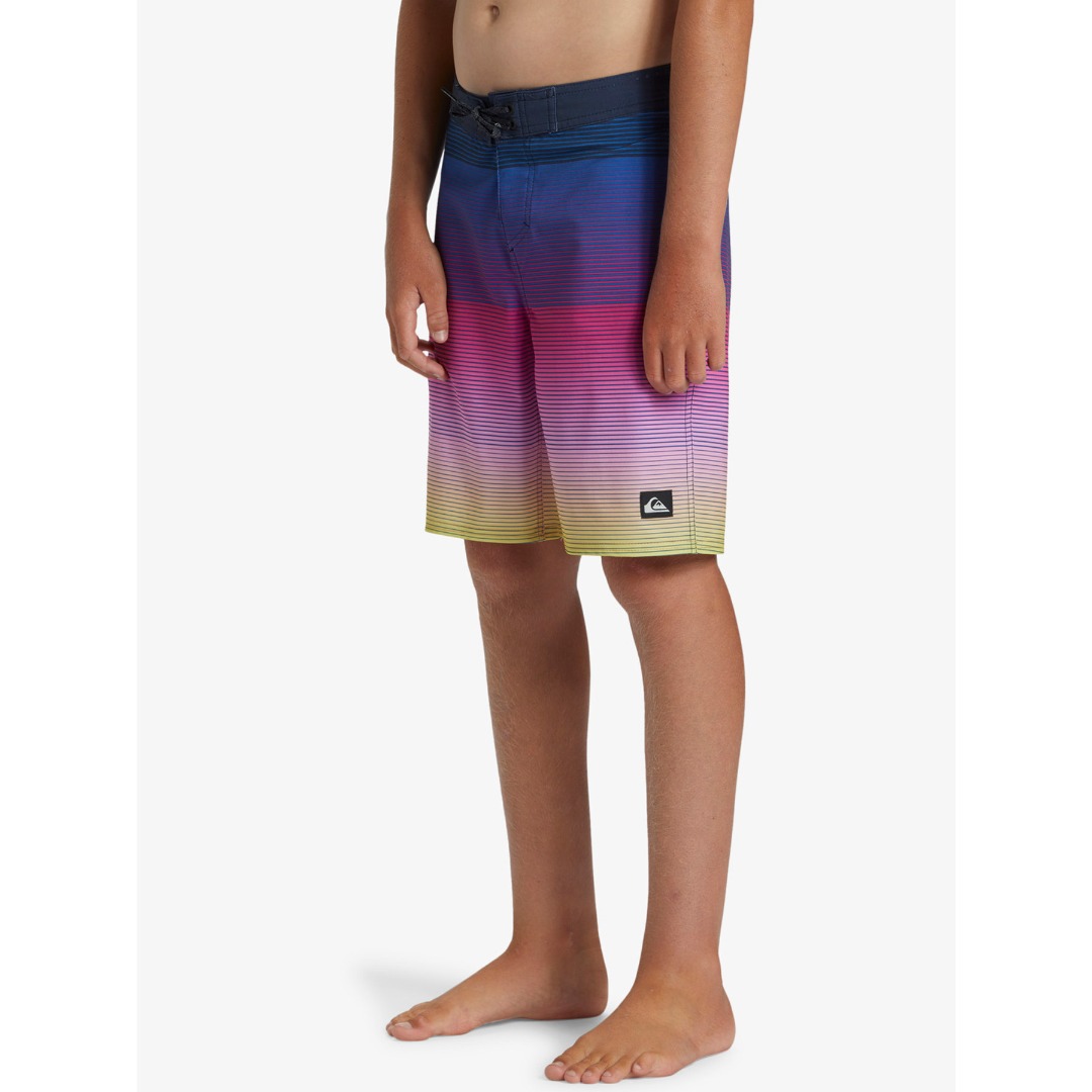 QUIKSILVER SURFSILK MASSIVE YTH 17 AQBBS03137-KTP6 Colorful