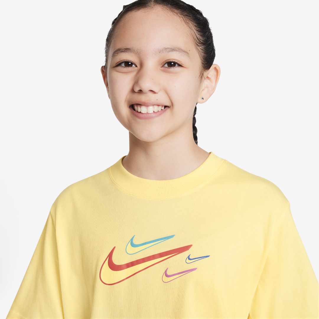 NIKE G NSW TEE BOXY SWOOSH LOGO FN9686-722 Yellow