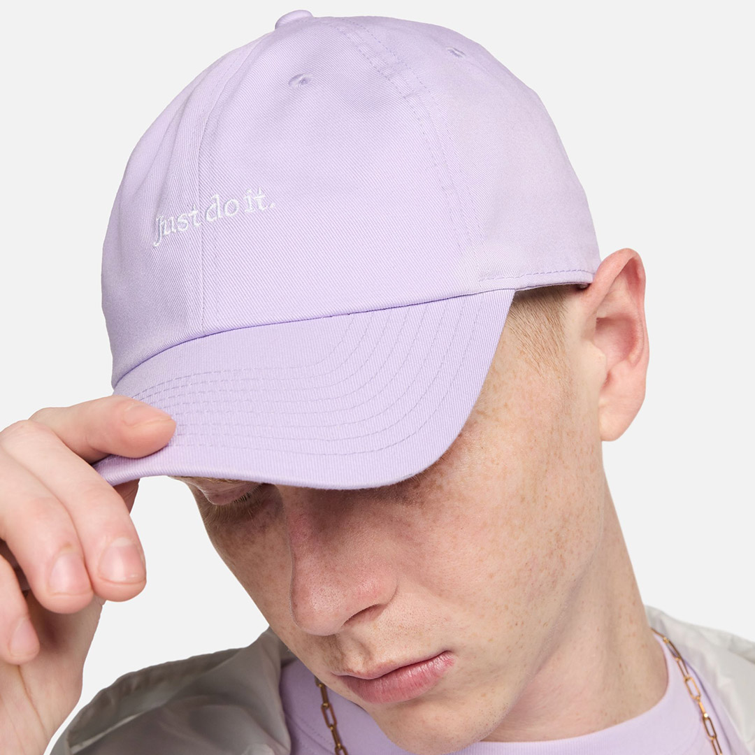 NIKE CLUB FB5370-512 Lilac
