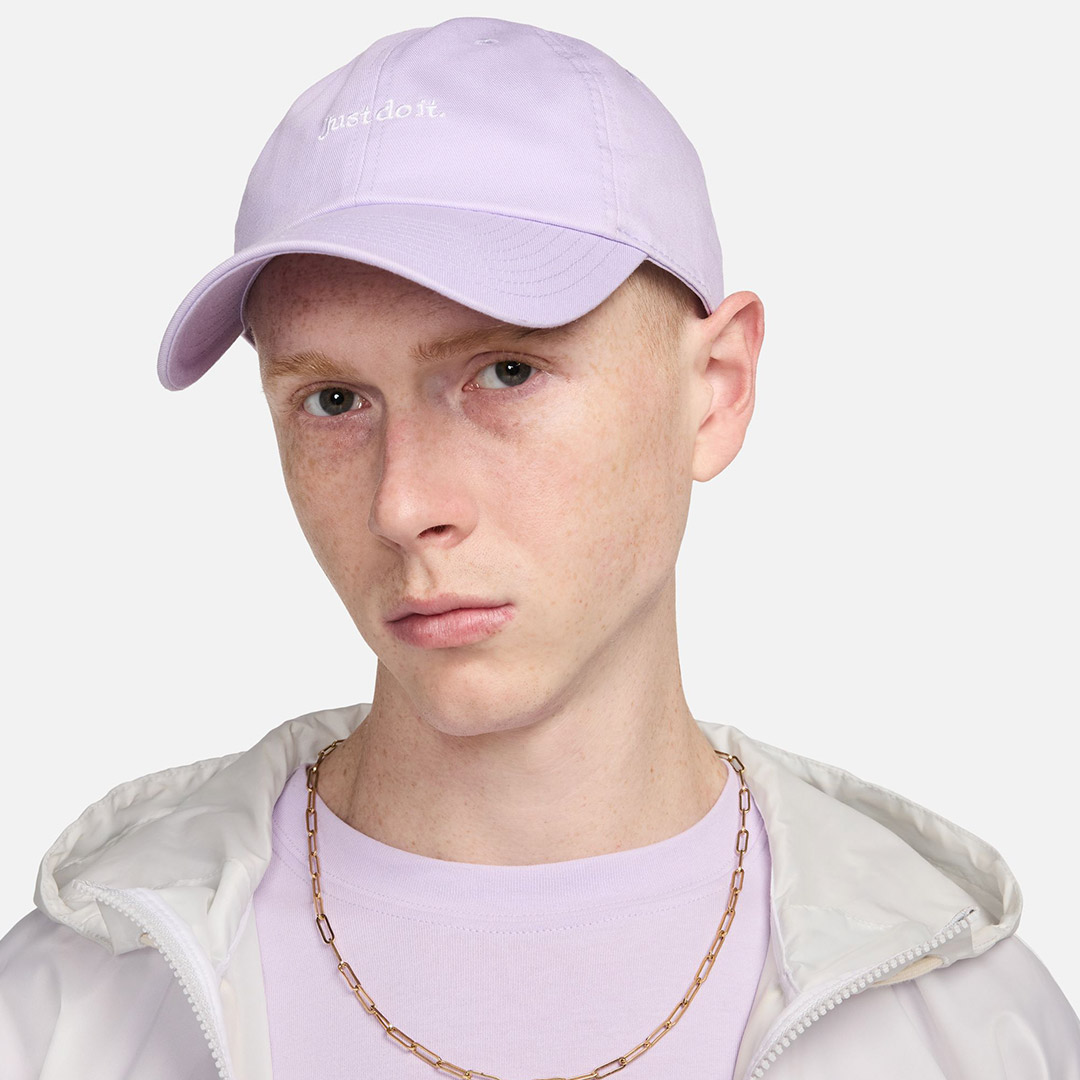 NIKE CLUB FB5370-512 Lilac