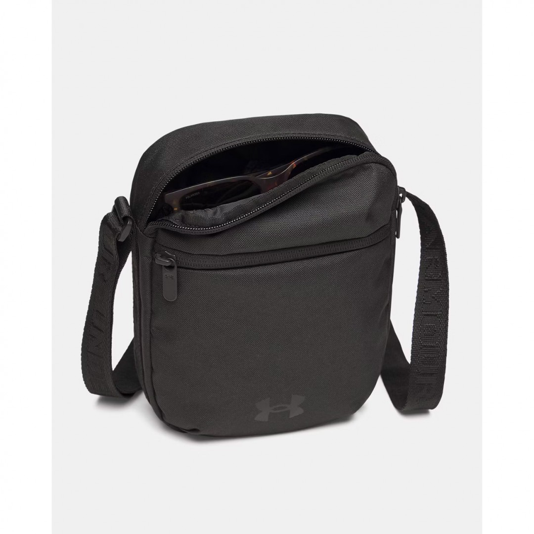 UNDER ARMOUR ESSENTIAL CROSSBODY 6011276-001 Μαύρο