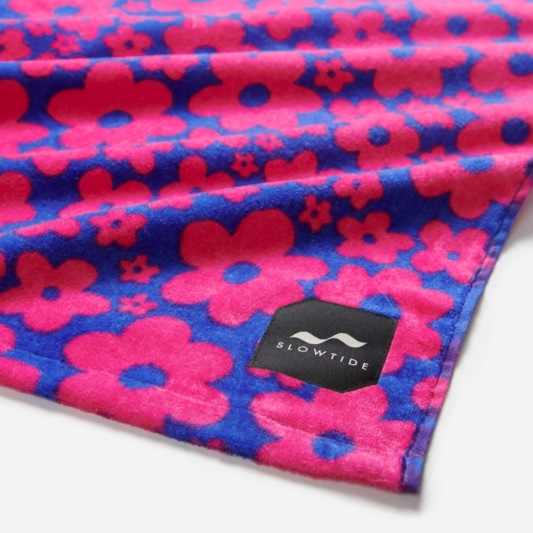 SLOWTIDE PRINTED BEACH TOWELS GINNY (VIBRANT) STRP012-VIBRANT Fuchsia