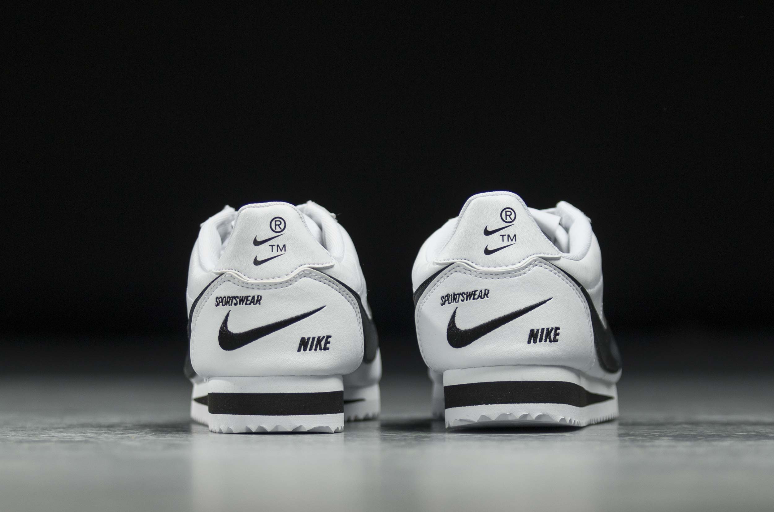 nike cortez premium swoosh