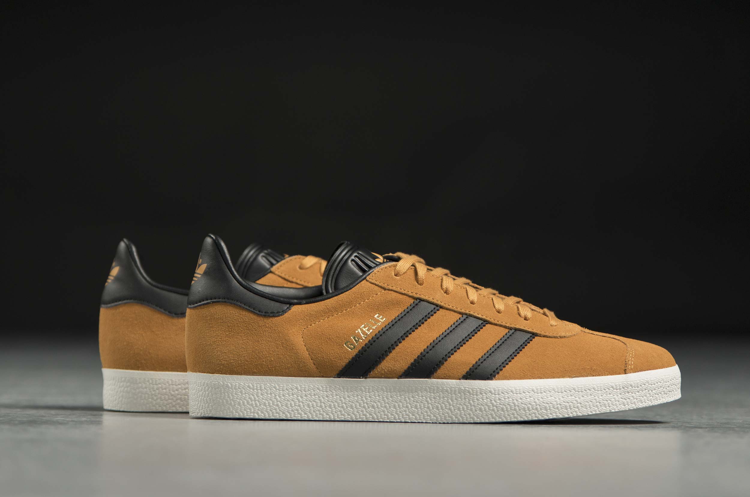 adidas gazelle silver green womens adidas Originals Gazelle Women's Powder Yellow/Lucid Pink/Gum 3 Shoes, Size: 8.5