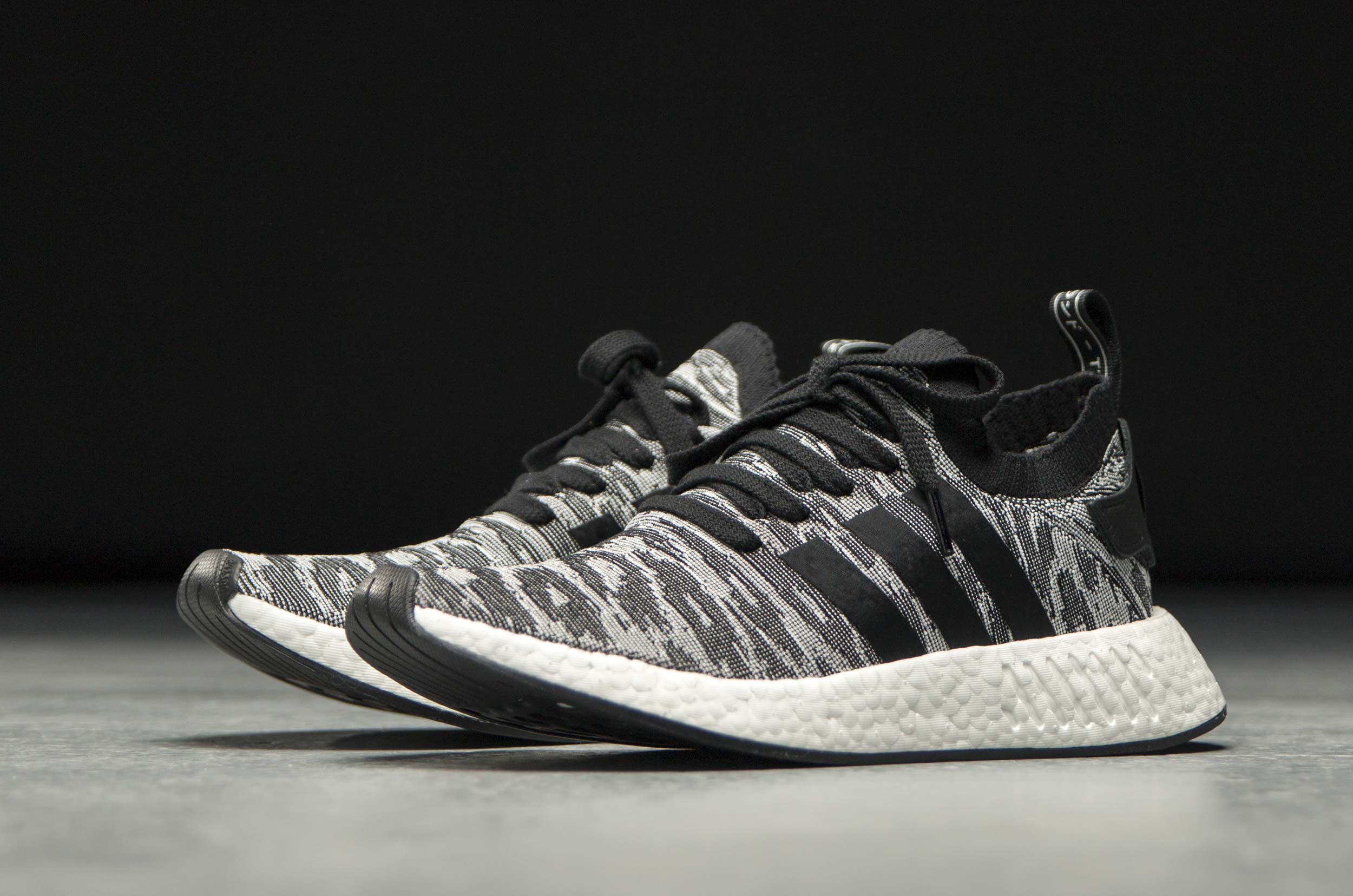 adidas gazelle silver green womens Mens Adidas NMD_R2 PK - BB6859