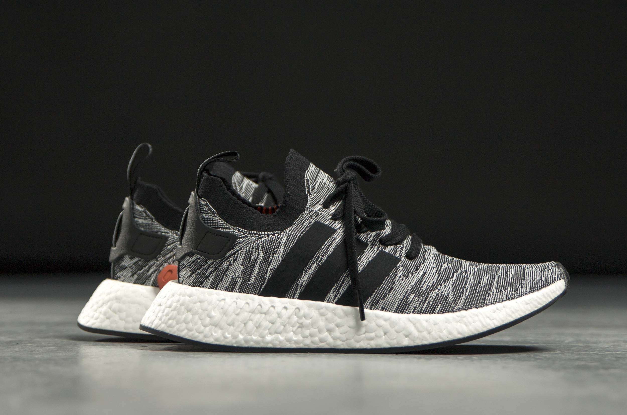 adidas Originals NMD R2 PK BY9409 White-Black - Outletcenter.gr