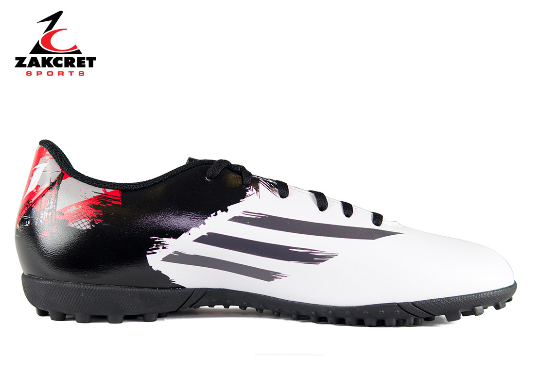 adidas messi 10.4
