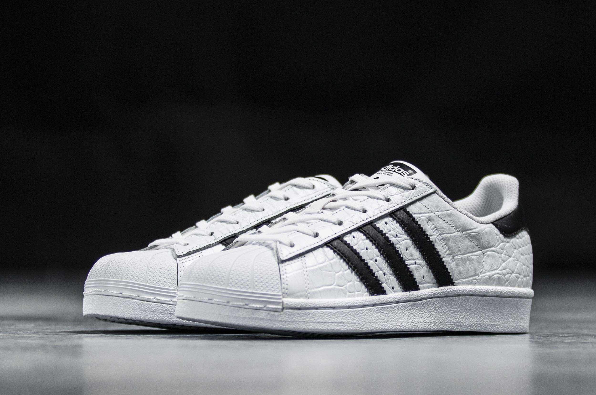 adidas gazelle silver green womens Adidas Damen Sneaker Superstar FtwWht/CBlack/CBlack BZ0198  ShoeBeDo-Jena